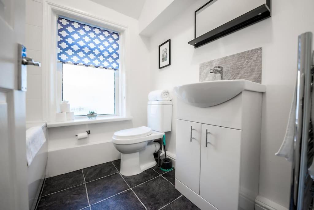 Cosy And Convenient Sunderland Apartment Esterno foto
